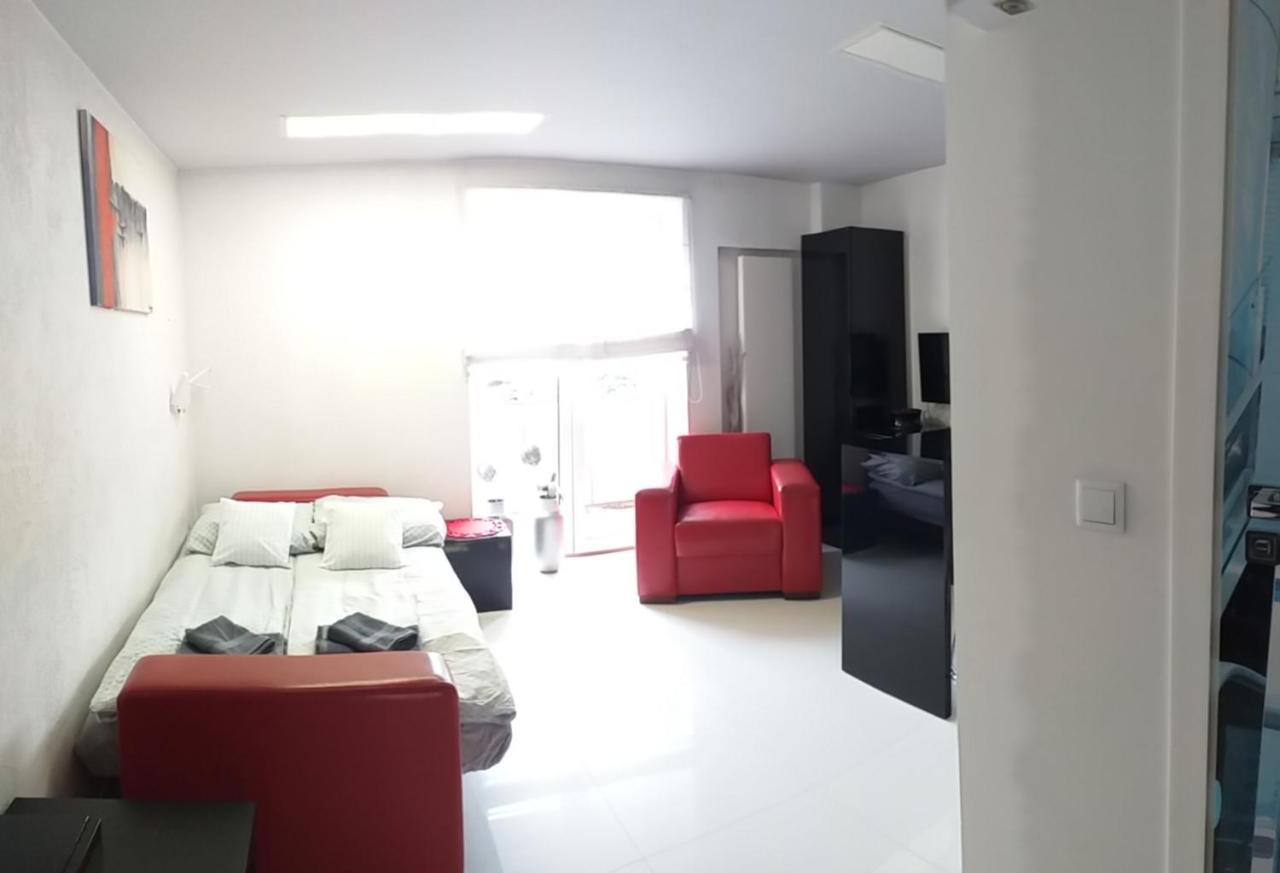 Apartamenty Centrum Rynek Mala Dwojka 키엘체 외부 사진